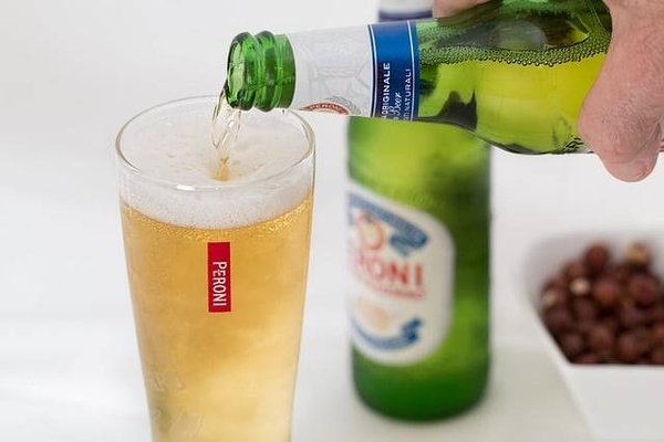 Découverte des saveurs: Qu'est-ce qui rend la bière Stout si unique et appréciée?